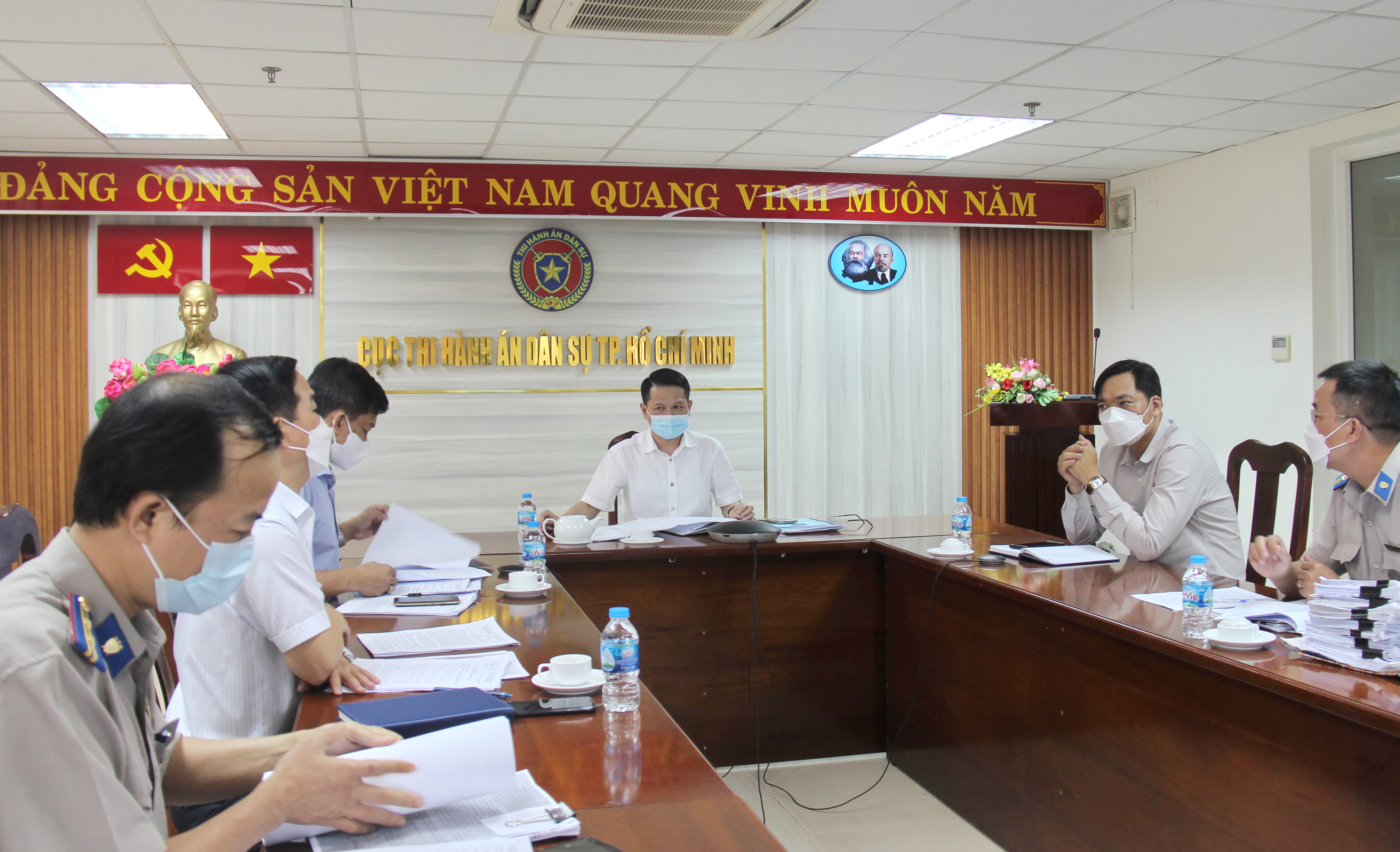 Quyền Cục trưởng Nguyễn Văn Hòa họp Tổ án KTTN -  Phòng NV2